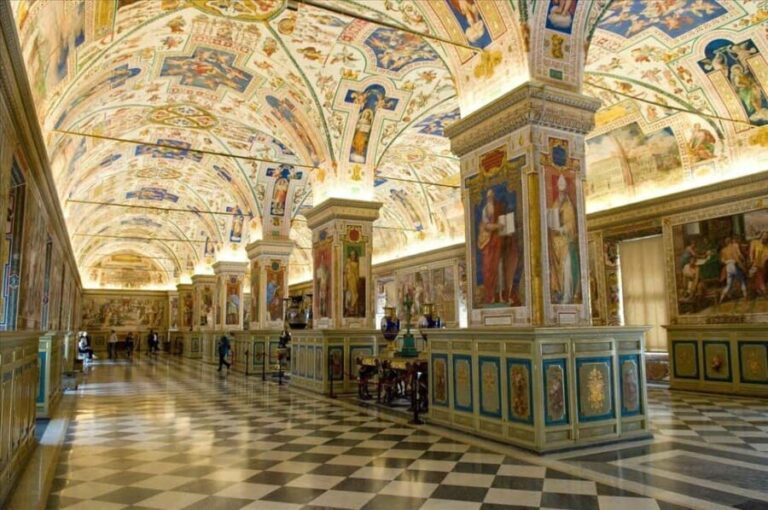 Vatican: Guided tour of the Vatican Museums and Sistine Chapel - Who Should Consider This Tour?