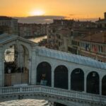 Venice, Bacaro Tour: Food and Wine tasting with Local Guide - Key Points