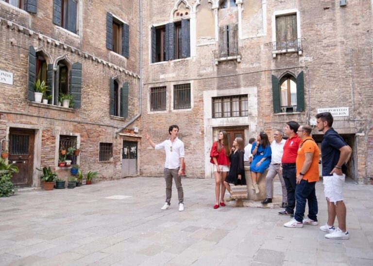 Venice: City Center Historical Guided Walking Tour - The Itinerary: Walking Through Venice’s Heart