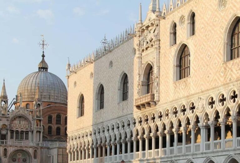 Venice Essential: Doges Palace & Gondola, Optional Basilica - The itinerary in detail