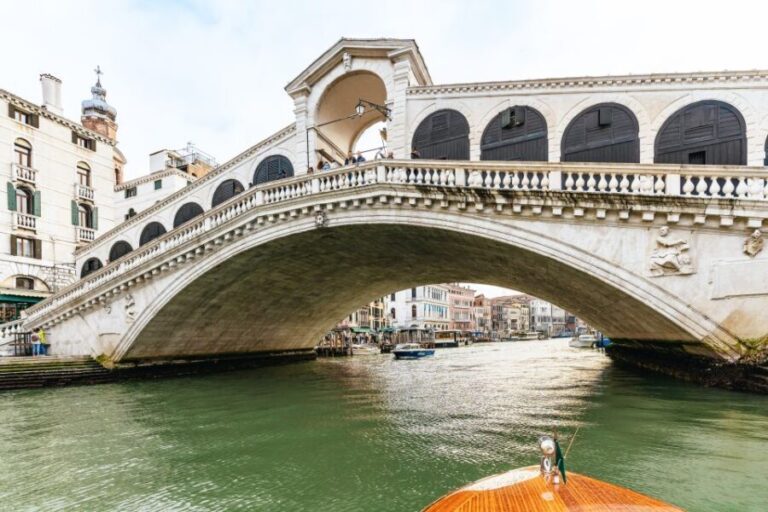 Venice: Grand Canal Boat Tour - The Itinerary in Detail