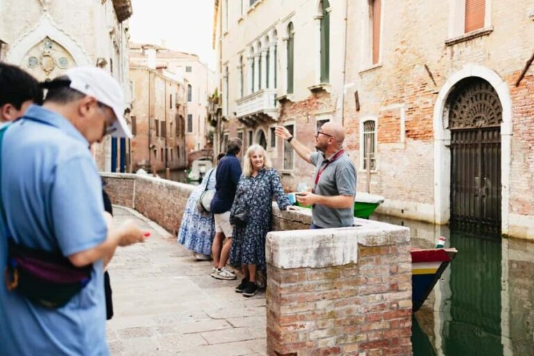 Venice: Highlights and Hidden Gems Night Walking Tour - The Itinerary: Breaking Down the Experience