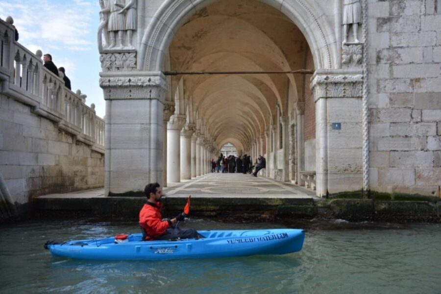 Venice: Kayak Tour, paddle in the canals from a unique POV - The Itinerary: What to Expect