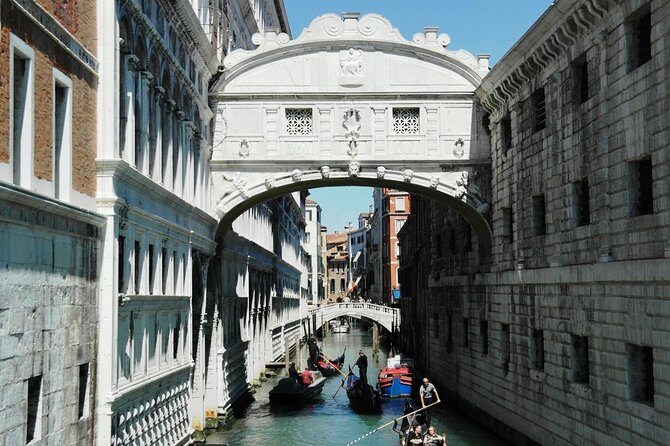 Venice Landmarks: Walking Tour Plus St Mark's Basilica and Doge's Palace Tours - The Realities of the Tour