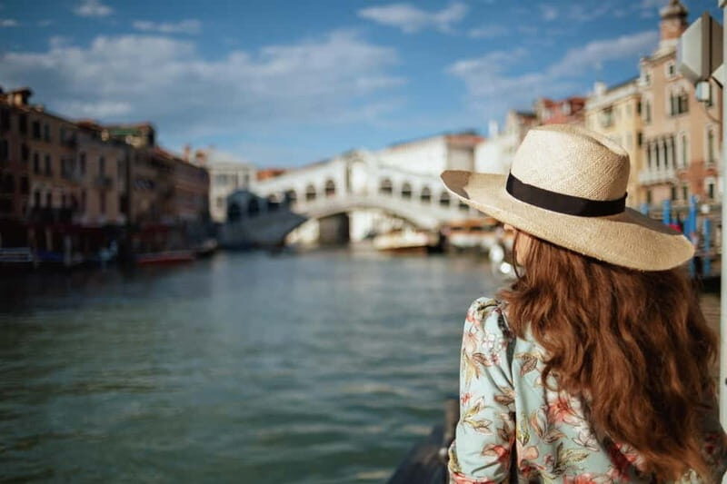 Venice: Photoshoot at The Grand Canal & Rialto Bridge - Who Should Consider This Experience?