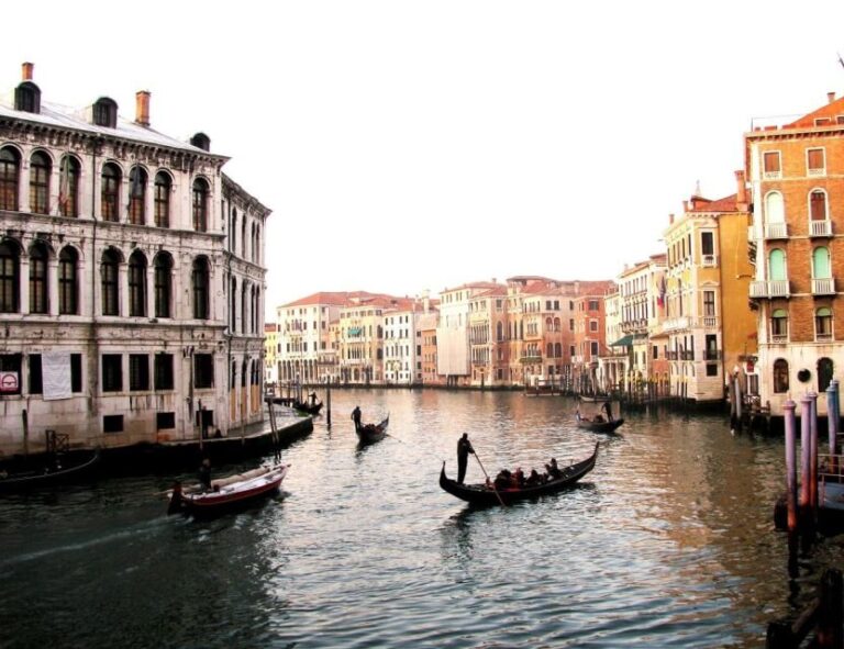 Venice: Shared Gondola Ride - Is It Good Value for Money?