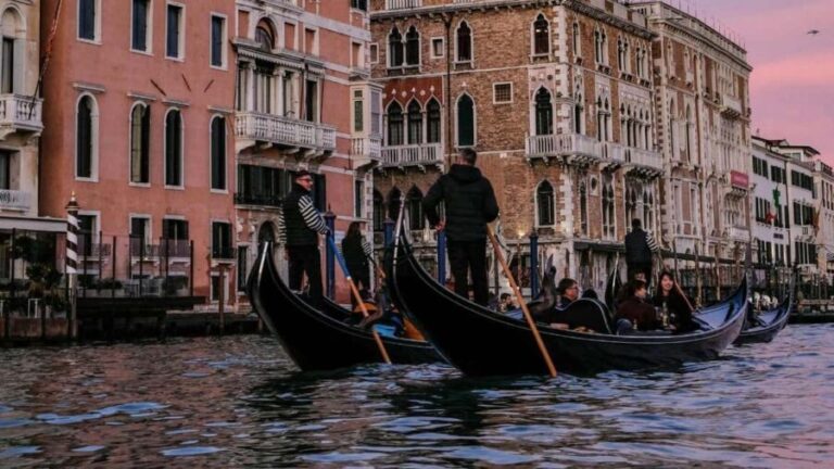 Venice: Shared Gondola Ride at Sunset - What to Expect During the Ride