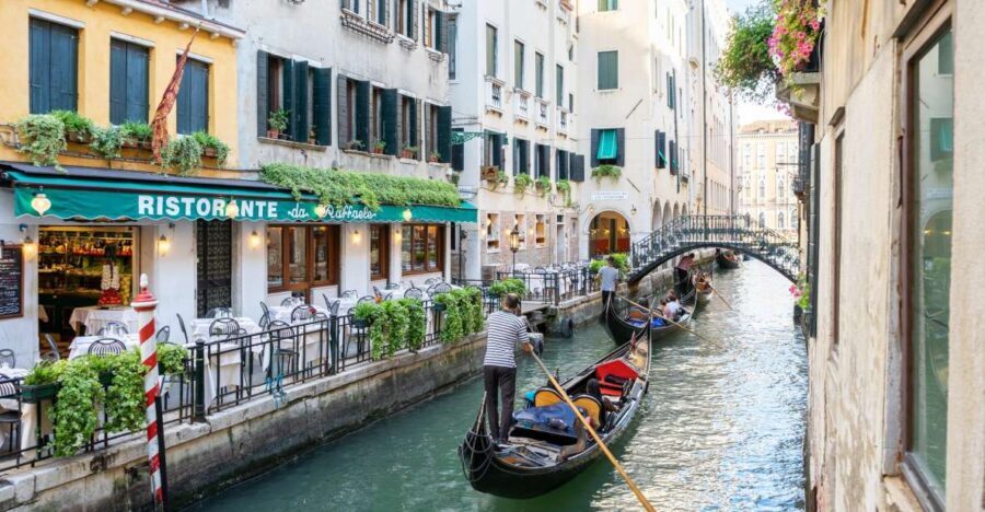 Venice: Shared Gondola Ride through the Lagoon City - Why This Tour Might Be a Good Fit