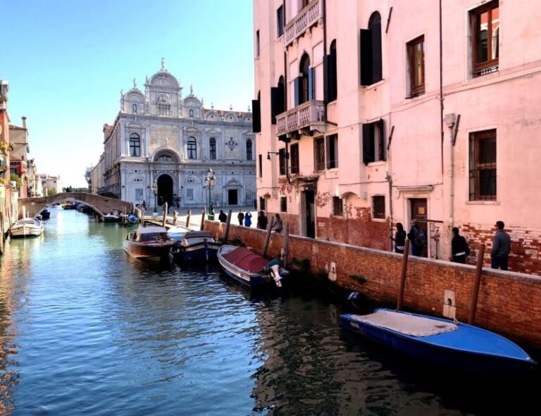 Venice Walking Tour and Gondola Ride Combo - Who Is This Tour Best Suited For?