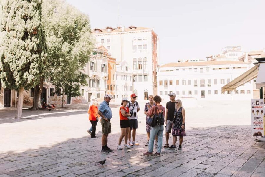 Venice Walking Tour from the Train Station to Rialto - FAQ