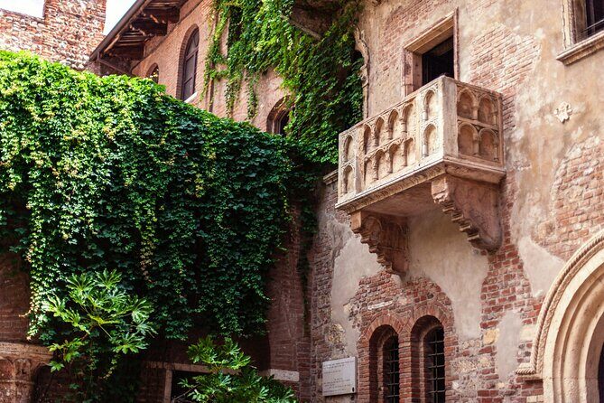 Verona Highlights: Arena and Juliet House Private Walking Tour - What to Expect From Each Stop
