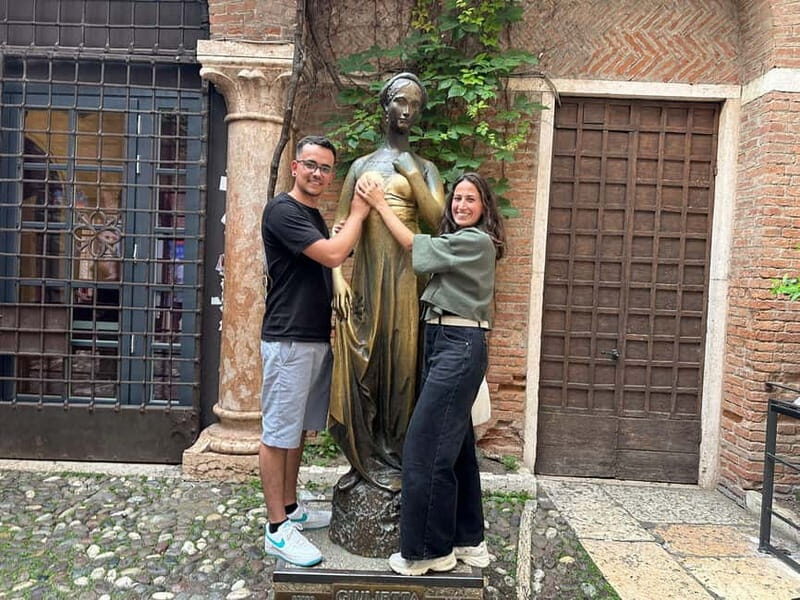 Verona: Street Food Tour and City Guided Sightseeing - What Makes This Tour Stand Out?