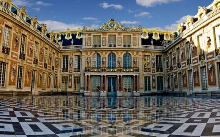 Versailles: Private Family Tour of Palace w/ Reserved Entry - What’s Included and What’s Not