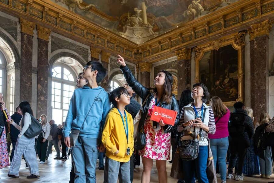 Versailles: Skip the Line Versailles Palace and Gardens Tour - FAQs