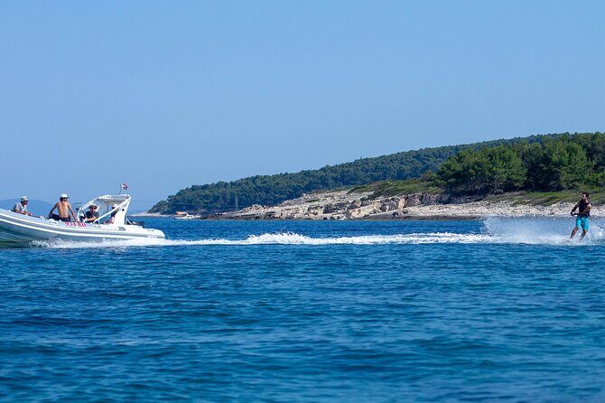 Vibes and Adventure: Wakeboarding in Korula, Lumbarda! - The Setting and Views