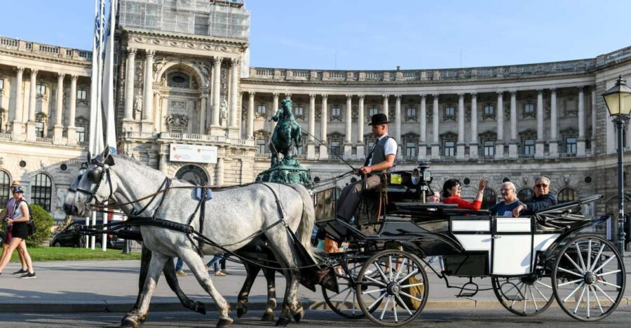 Vienna: 30-Minute Fiaker Ride in the Old Town - What Makes This Tour Special?