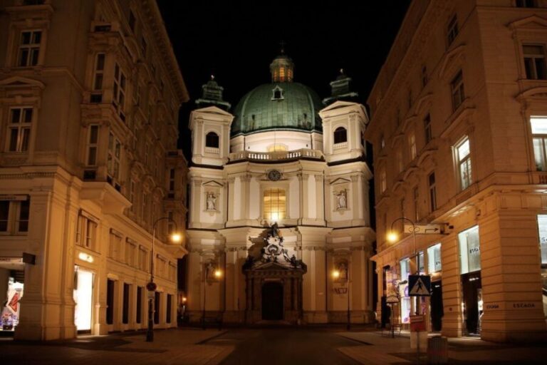 Vienna: Classic Ensemble Vienna in St. Peter's Church Ticket - The Venue: A Visual and Acoustic Treasure