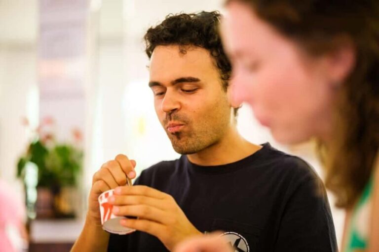 Vienna Coffee and Cake Tour: Sweets, Stories & Hidden Cafés - Whats Included and What to Expect