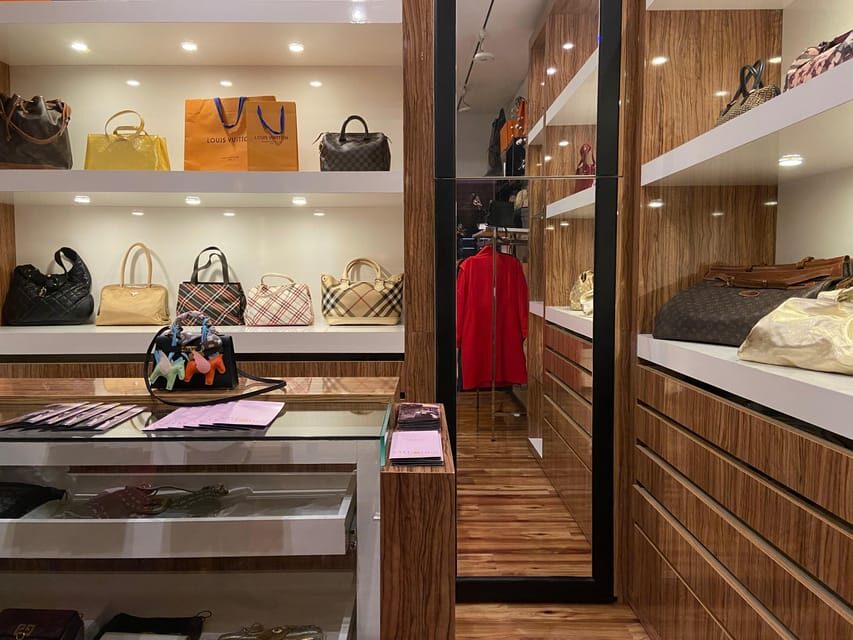 Vienna Holiday Shopping: Exclusive Designer Vintage Tour - Who Is This Tour Best For?