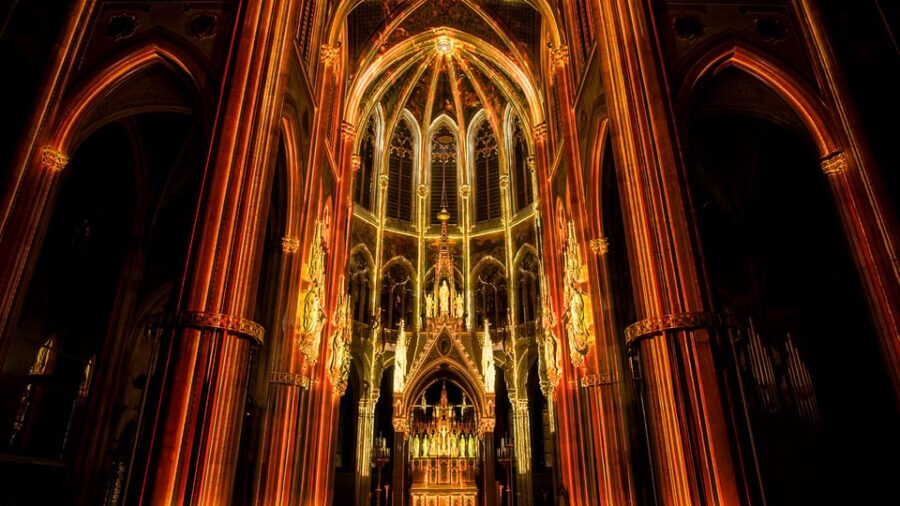 Vienna: Light of Creation Votive Church Immersive Light Show - The Practical Side: What to Expect