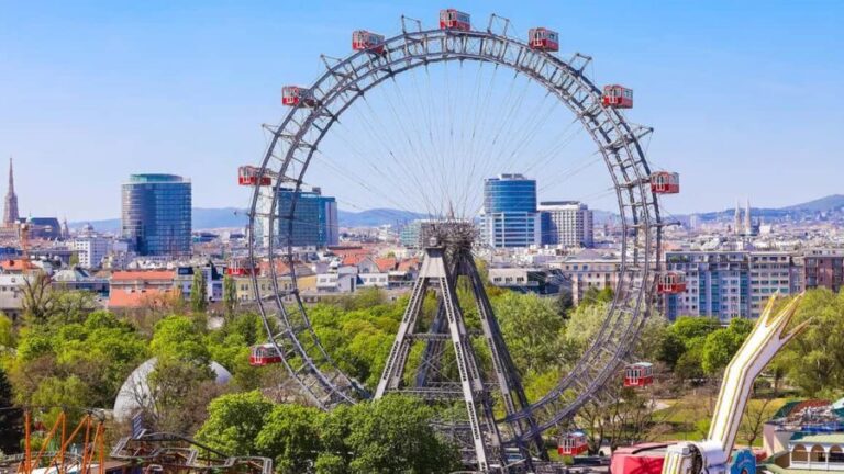 Vienna: Skip-the-cashier-desk-line Giant Ferris Wheel Ride - Practical Details & Tips