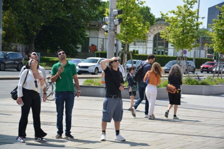 Vienna Urban Art Tour: Explore a different side of Vienna! - Exploring Vienna’s Hidden Artistic Corners