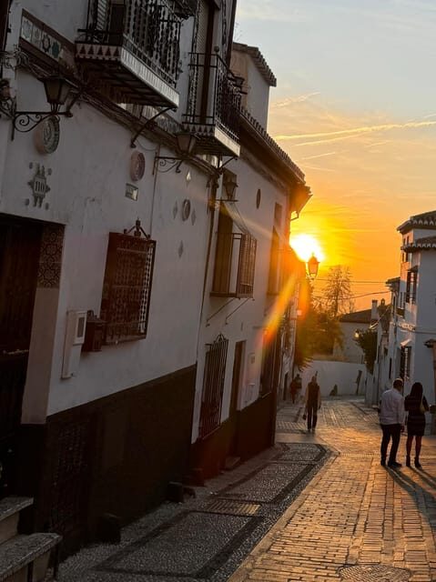 Viewpoints in the Albaicín - Practical Details and What to Expect