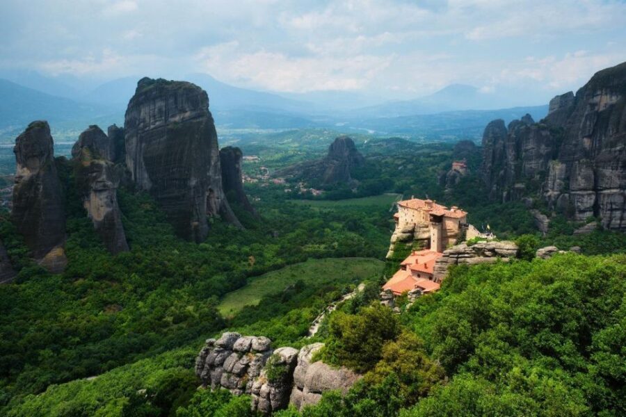 Visit Delphi & Meteora Monasteries Full Day Private Trip - What to Expect from the Tour