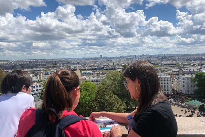 Visit of Montmartre with a treasure hunt - What You Get and What You Might Miss
