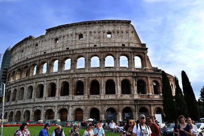Visit of the Colosseum, Forum, Palatine Hill and Virtual Reality (VR) - In-Depth Breakdown of the Experience