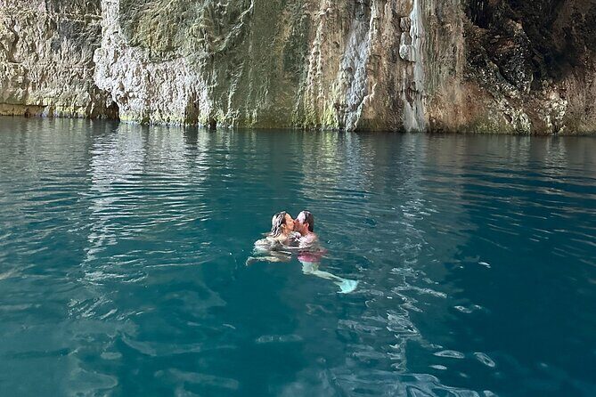 Vlore Private Speedboat Tour to Haxhi Ali Cave & Karaburun Beach - What the Reviews Say