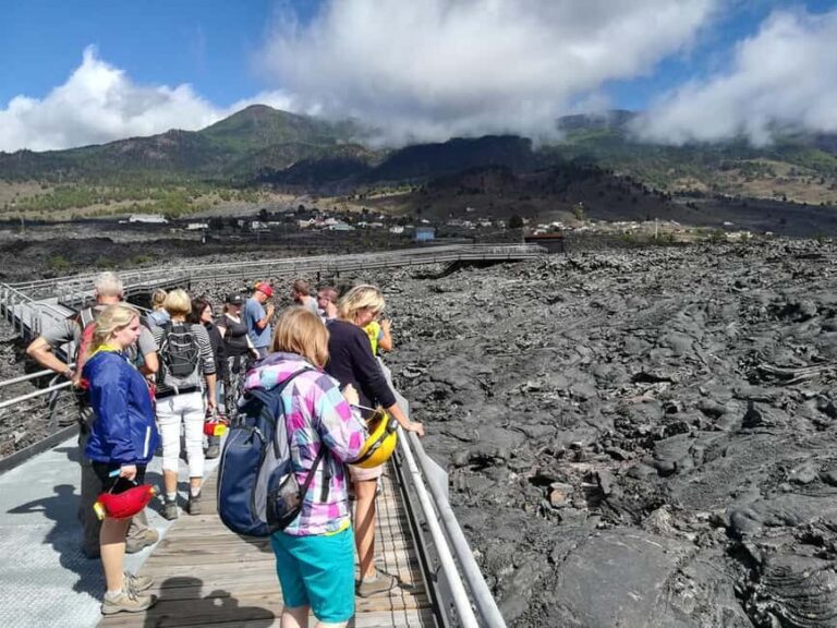 Volcanic caving Cueva de Las Palomas (ES-EN) LA PALMA - The Itinerary and What to Expect