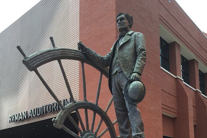 Walkin' Nashville - Music City Legends Tour - What the Tour Feels Like in Practice