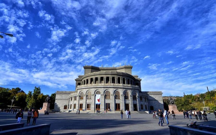 Walking City Tour in Yerevan with 10 yo Brandy & 5 Wines - The Experience in Practice