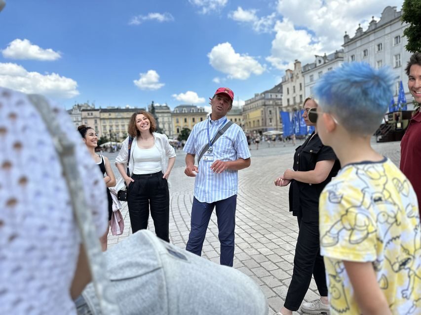 Walking Tour of Warsaw: Old Town Tour - 2-Hours of Magic! - Exploring Warsaw’s Old Town: What to Expect