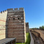 Walls of Contantinople and Byzantine Palace Tour - The Value of Guided Tours for This Experience