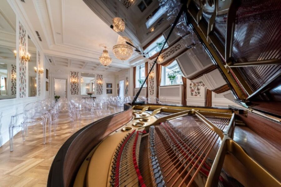 Warsaw: Chopin Concert Ticket With Glass of Champagne - The Experience: Pros and Cons