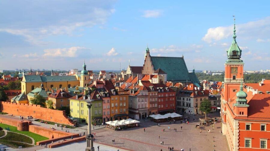 Warsaw: City Game Discovering Famous Polish Heroes - What We Love About the Warsaw City Game