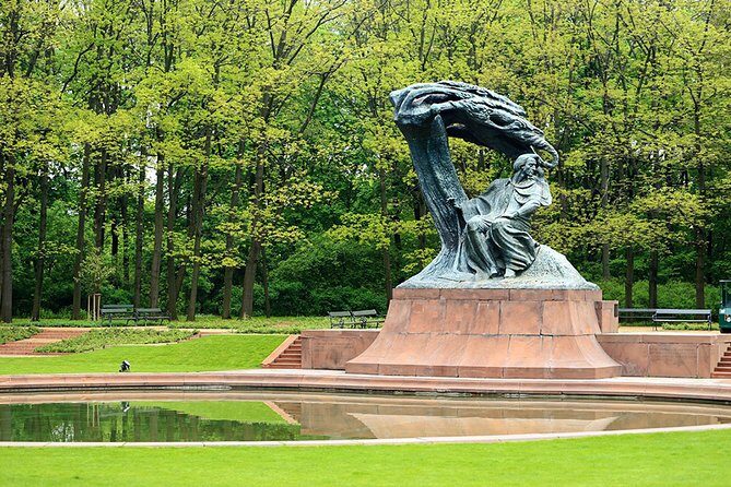 Warsaw Old Town with Royal Castle + Lazienki Park: SMALL GROUP /inc. Pick-up/ - Who Should Consider This Tour?