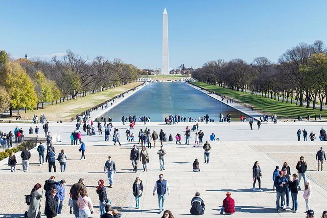 Washington DC Monument Tour by Bus Top Landmarks in Half a Day - The Experience from a Travelers Perspective