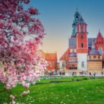 Wawel Hill Tour with Audio Guide - Key Points