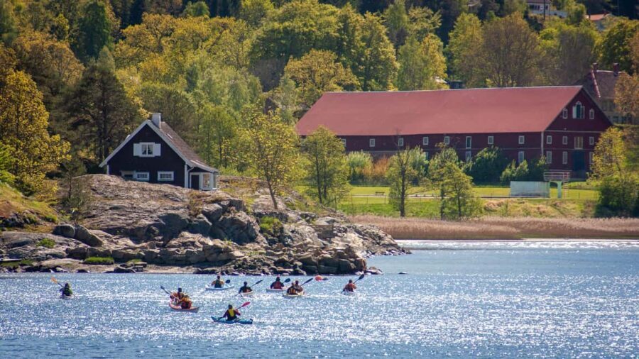West Sweden: Calm - Basic Kayak Course - The Location and Setting