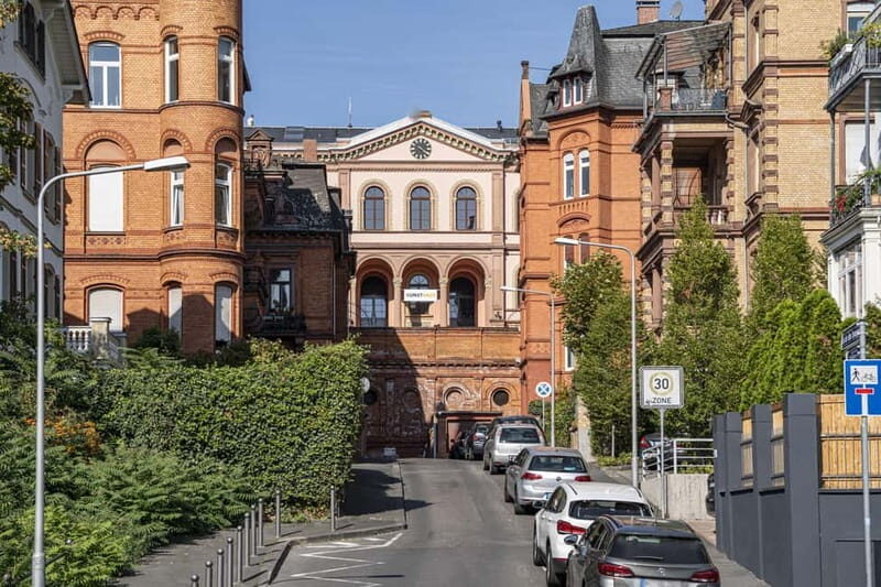 Wiesbaden: Culinary city tour through the Bergkirchenviertel - Diving into the Bergkirchenviertel: What to Expect