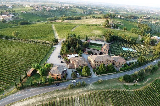 Wine tasting in Montepulciano and visit to Pienza, in Tuscany from Rome - Frequently Asked Questions