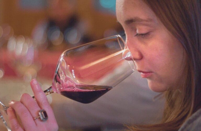 Wine Tasting near the Aquarium of Genoa - The Details That Matter