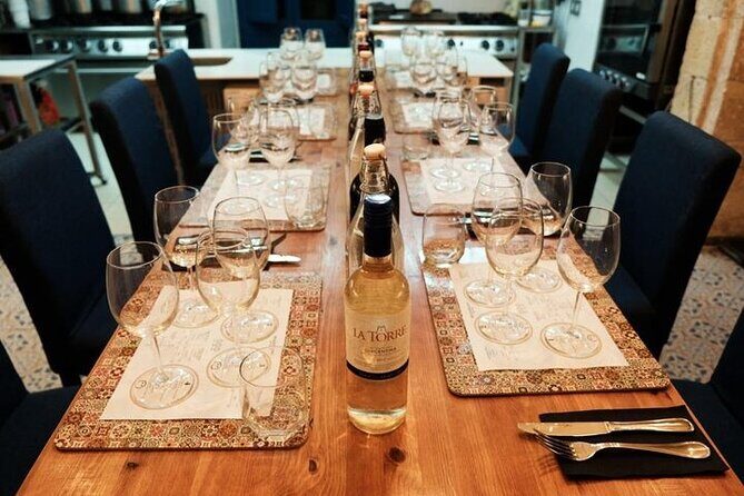 Wine Tasting & Open Kitchen Dinner in 17 Mons Vella - The Value of This Experience