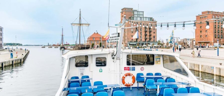 Wismar: Harbor Cruise with Sea Animal Fishing and Guide - FAQs About the Harbor Cruise