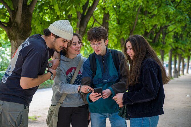 Worktown Games: Private Self-Guided Walking Tours in Paris - The Route Options: Latin Quarter vs. Right Bank