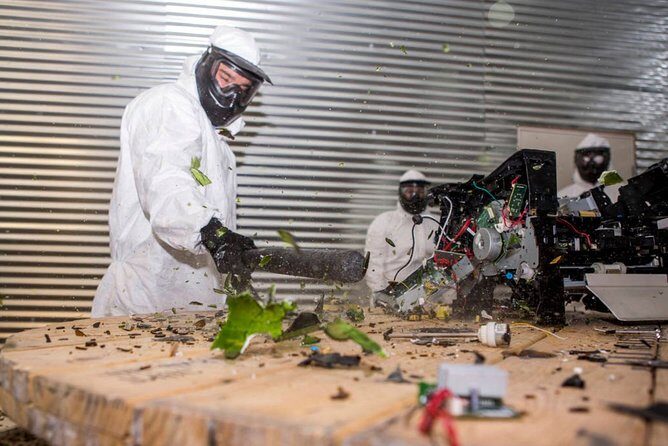 Wreck Room - A Destruction Experience, Standard Wrecking - Why Travelers Love the Wreck Room