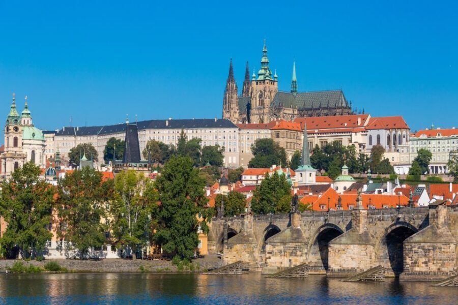 Wroclaw 1-Day Trip to Prague Private Guided Tour - What Travelers Say About the Experience